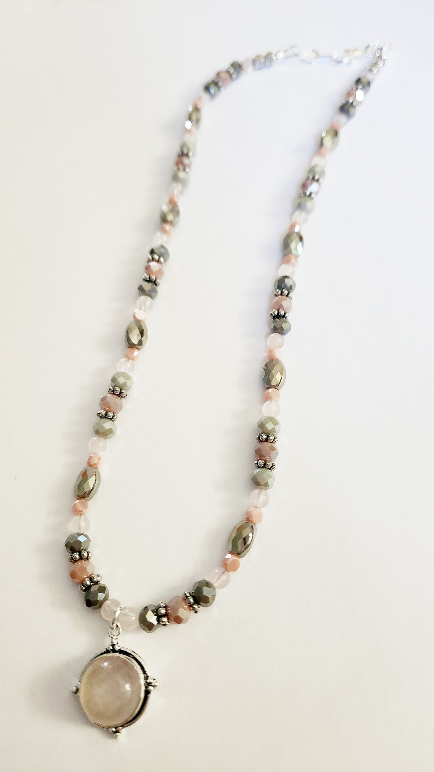 Rose Quartz gemstone circle pendant necklace