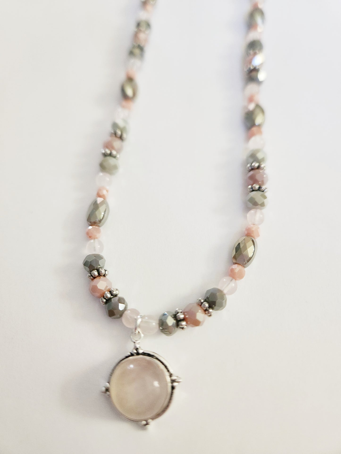 Rose Quartz gemstone circle pendant necklace