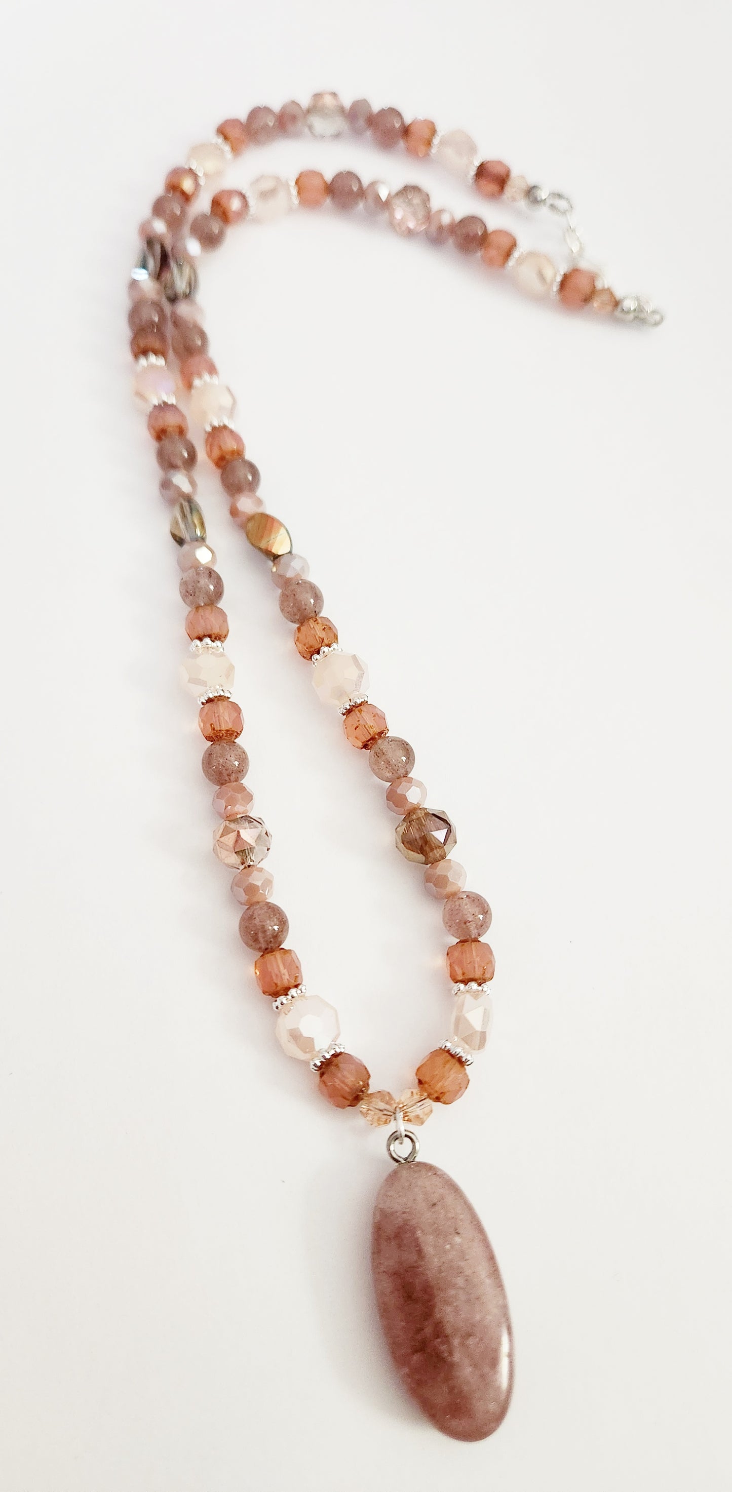 Strawberry Quartz gemstone oval pendant necklace